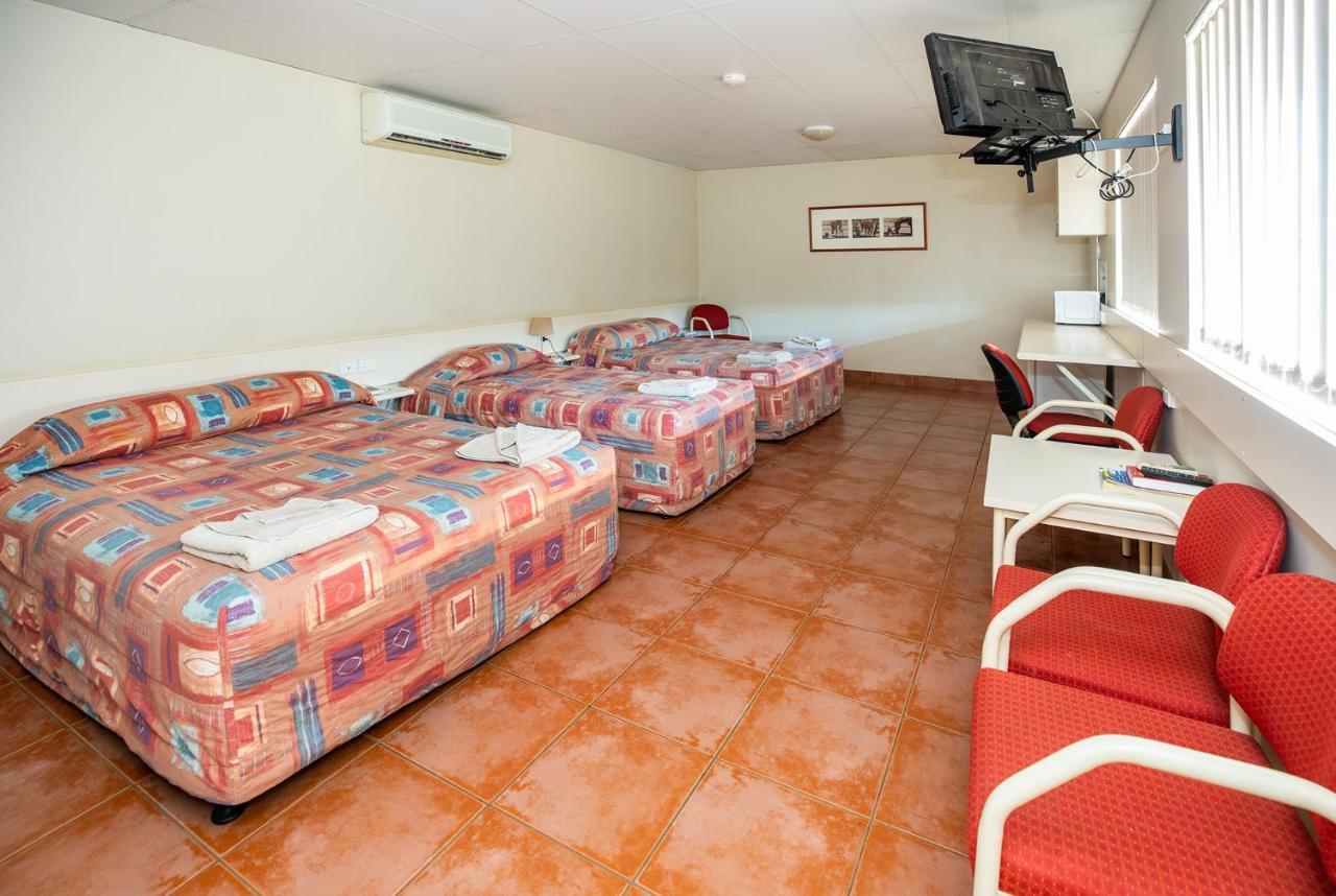Leichhardt Hotel Motel Cloncurry Exterior photo
