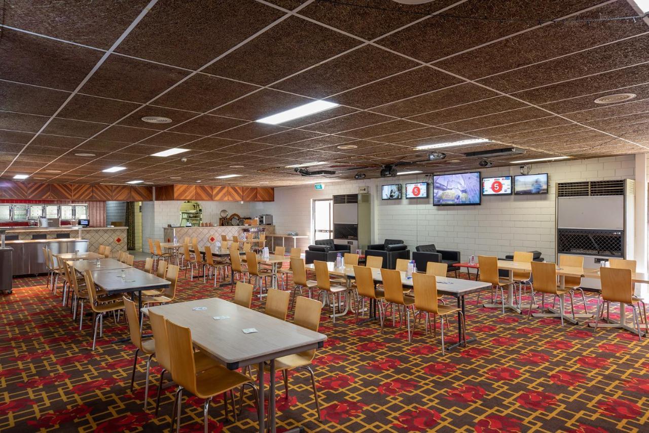 Leichhardt Hotel Motel Cloncurry Exterior photo